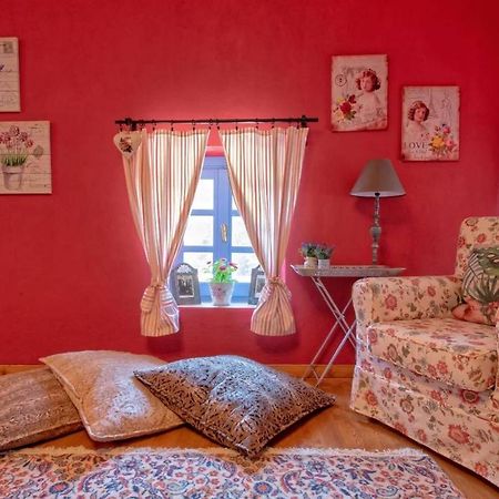 Minodora'S Guesthouse Dikorfo Ngoại thất bức ảnh