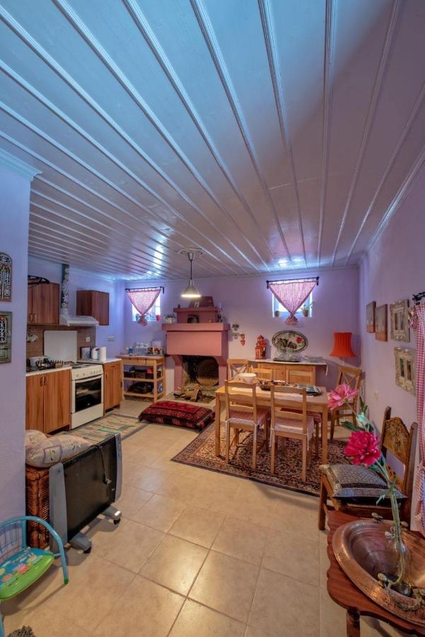 Minodora'S Guesthouse Dikorfo Ngoại thất bức ảnh